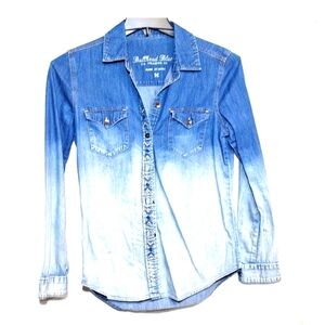 BULLHEAD BLACK DENIM SHIRT. MEDIUM